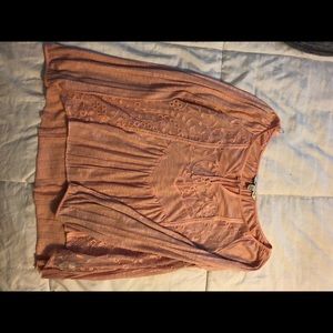 Long sleeve and cute!